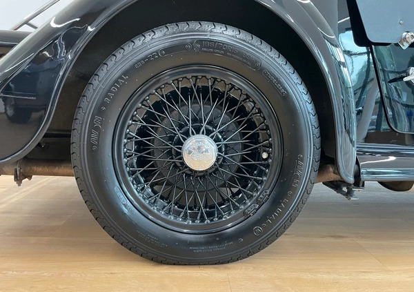 Morgan Plus 4 cena 45999 przebieg: 14000, rok produkcji 2014 z Ożarów małe 781